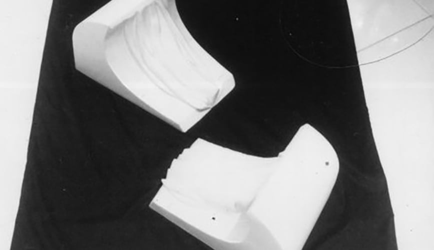 SCULPTURE AS PURE PLASTIC STRUCTURE